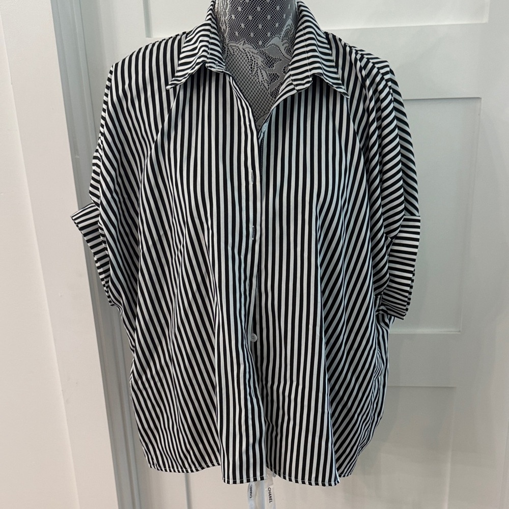Oversized black and white button down